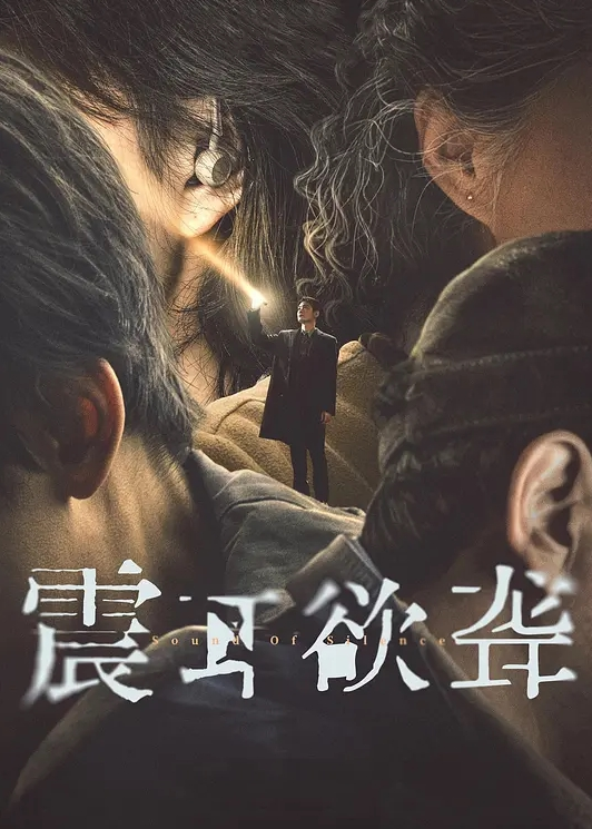 多人运动闺蜜一起相约找男人同床上干一炮互相听着对方呻咛舒服的叫很大声 - 杏缘春